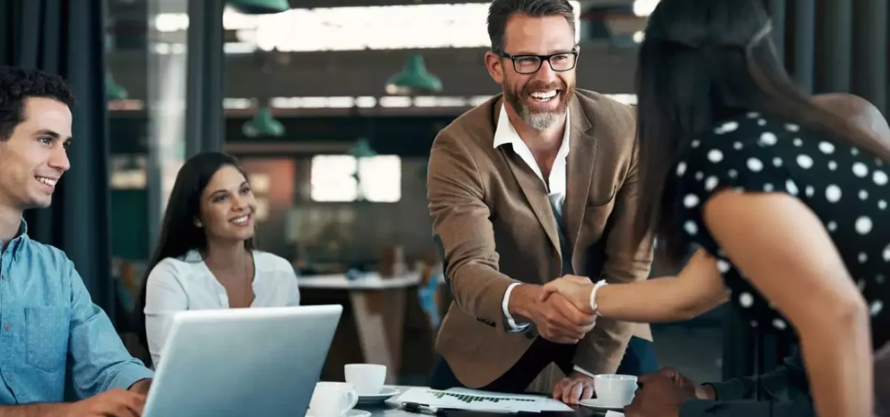 Cambios-en-el-trabajo-y-su-impacto-en-el-‘Human-Resources-Business-Partner